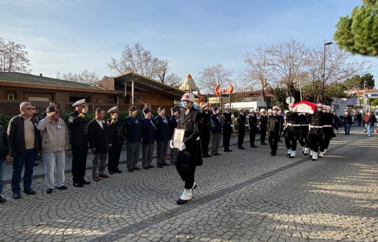 VALİ İLHAMİ AKTAŞ, HAYATINI KAYBEDEN KIBRIS GAZİSİ EROL KURT ‘UN CENAZE TÖRENİNE KATILDI