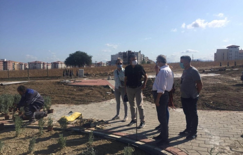 KENT MERKEZİNDE MİS KOKULU BİR BAHÇE: AROMATİK VE TIBBİ BİTKİLER PARKI