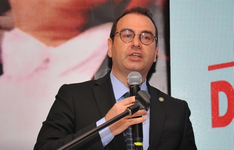 İYİ PARTİLİ UZ'DAN İSVİÇRE'DEKİ TÜRKLERE YAPILAN SALDIRIYA TEPKİ