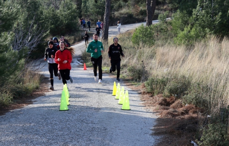 ÇANAKKALE’DE GENÇLER İÇİN SALGINDA SPOR ETKİNLİKLERİ DÜZENLENİYOR