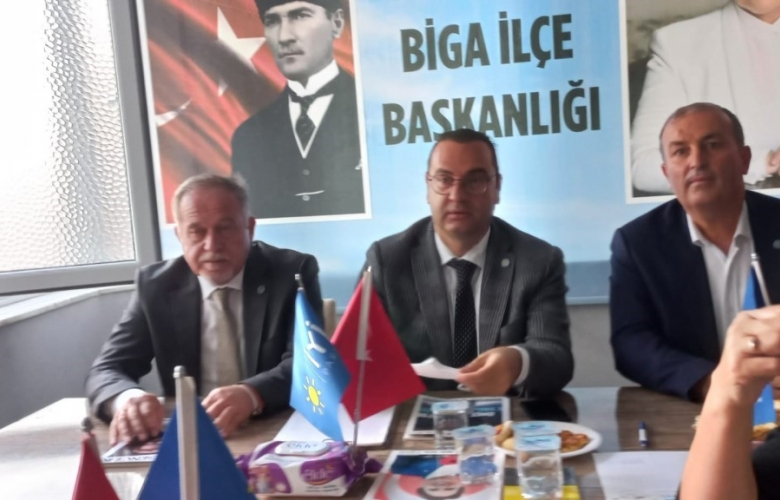 İYİ PARTİ RIDVAN UZ BAŞKANLIĞINDA BİGA'DA TARIMI MASAYA YATIRDI