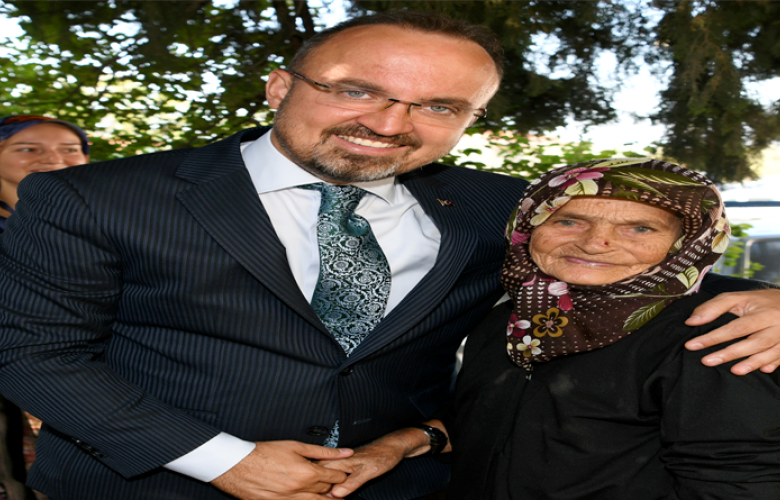TURAN  “TEK BEKLENTİSİ SEVGİ VE SAYGI OLAN ANNELERİMİZE KARŞI DAHA HASSAS OLMALIYIZ”