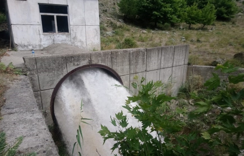 GELİBOLU TAYFUR BARAJINDA DİP TAHLİYESİ YAPILDI