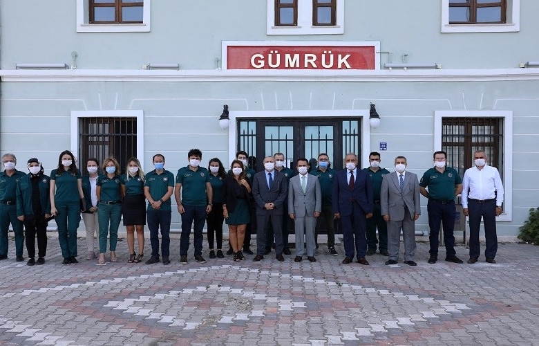 VALİ AKTAŞ’TAN ÇANAKKALE GÜMRÜK MÜDÜRLÜĞÜ’NE ZİYARET
