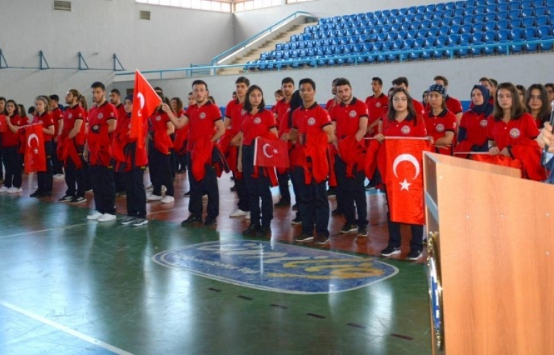 AYAY BÖLÜMÜ'NÜN GELENEKSEL FORMA GİYME TÖRENİ GERÇEKLEŞTİRİLDİ