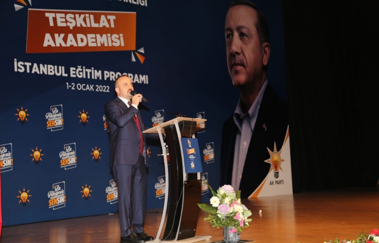  TURAN AK PARTİ TEŞKİLAT AKADEMİSİ EĞİTİM PROGRAMINDA KONUŞTU