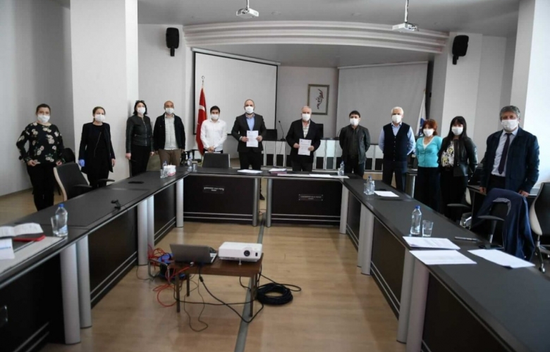 ÇANAKKALE BELEDİYESİNDE TOPLU İŞ SÖZLEŞMESİ İÇİN İMZALAR ATILDI